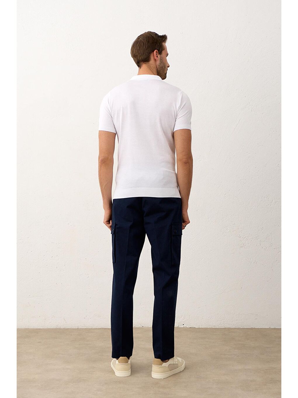 Beyaz Erkek Çizgi Desenli Slim-Fit Kalıp Yazlık Triko Tişört-2