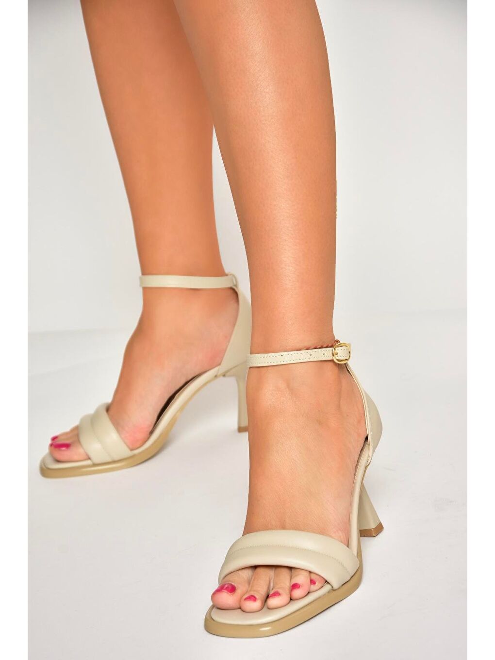 U5182806 Bej Kadın Topuklu Ayakkabı-2