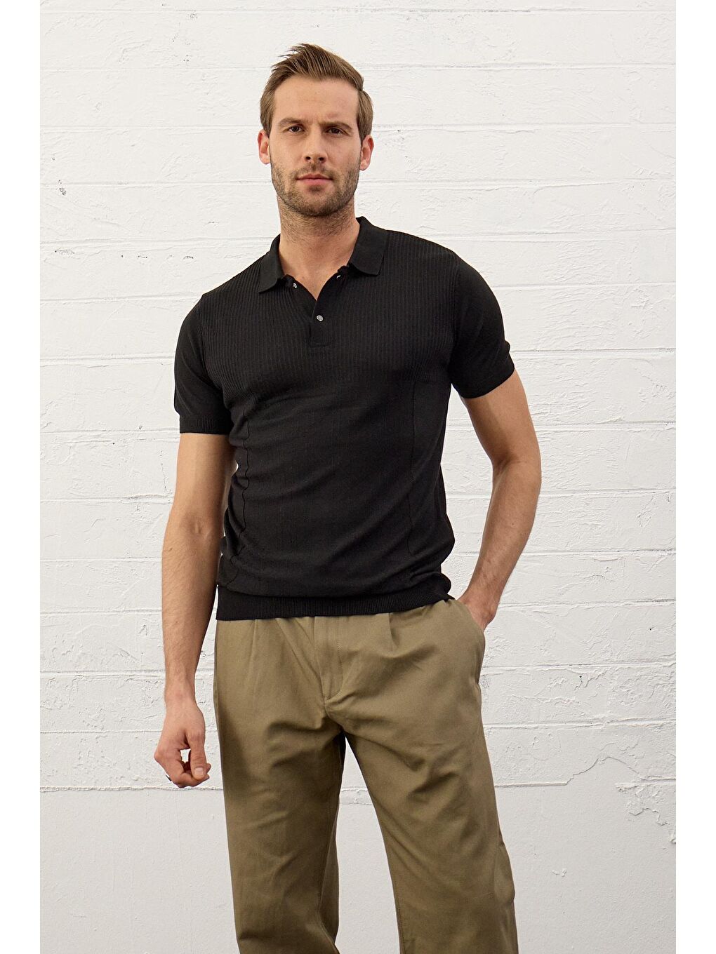 Erkek Slim-Fit Yazlık Triko Tişört Siyah-4