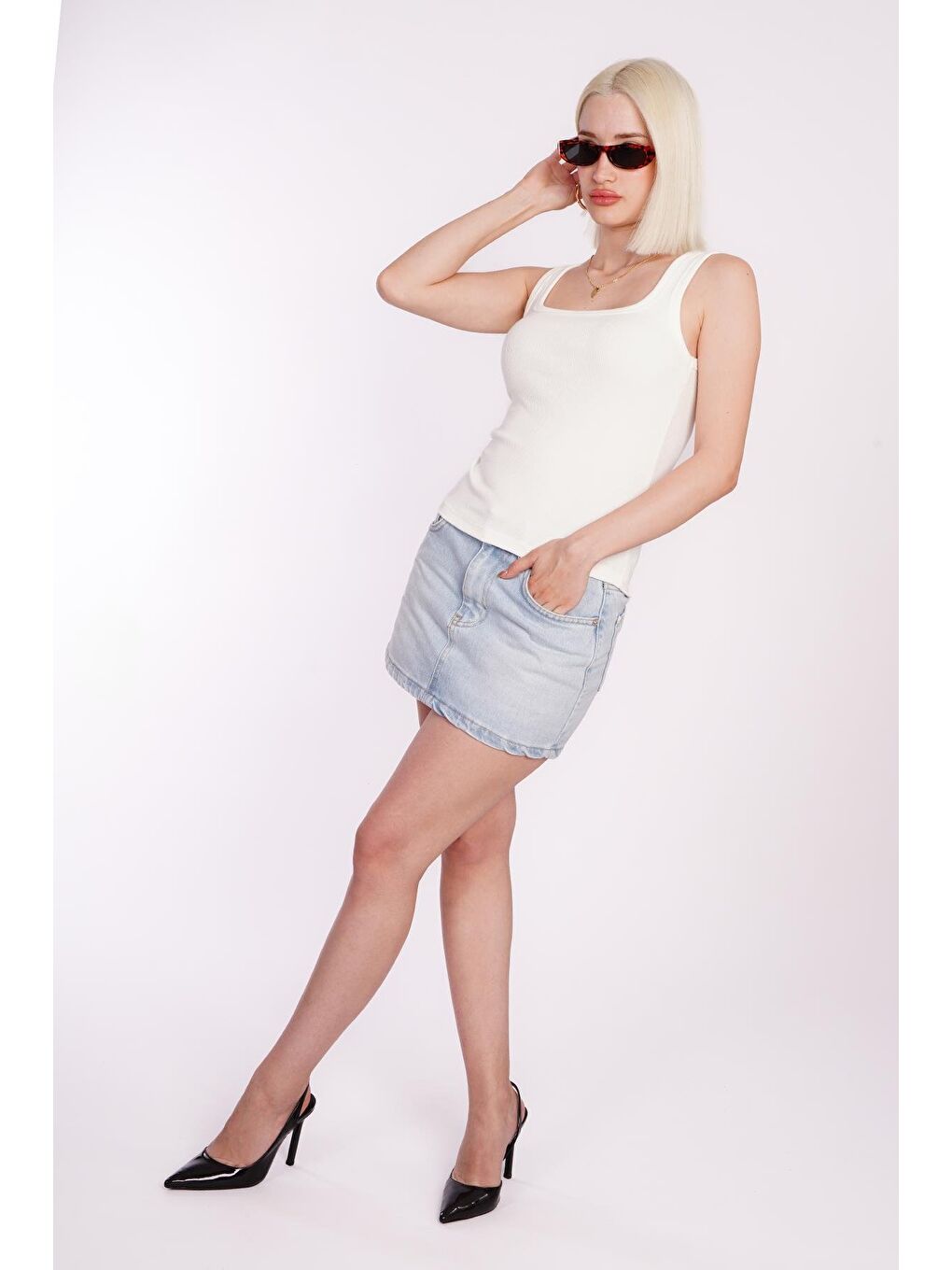 Beyaz Fitilli Görünümlü Askılı Basic Atlet Mg2057-7