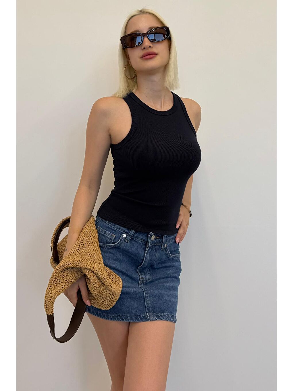 Siyah Kalın Askılı Regular Kesim Basic Atlet Mg2059-2