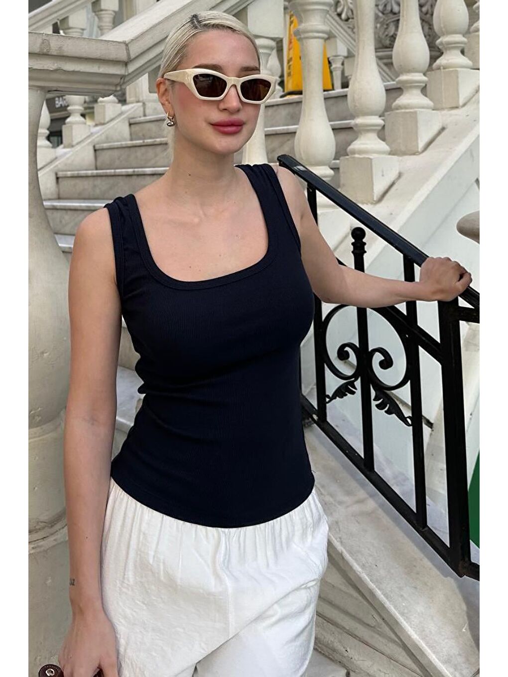 Siyah Fitilli Görünümlü Askılı Basic Atlet Mg2057-1