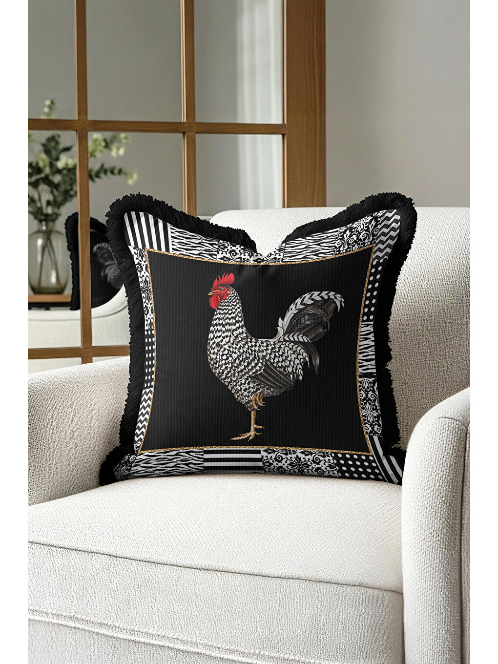 Karışık Zarif Patchwork Saçaklı Yastık Kılıfı - Çiftlik Temalı Modern Siyah Gold Püsküllü Kırlent Kılıfı-4