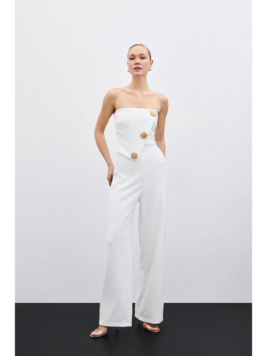 Aksesuarlı Straplez Tulum - Ekru-1