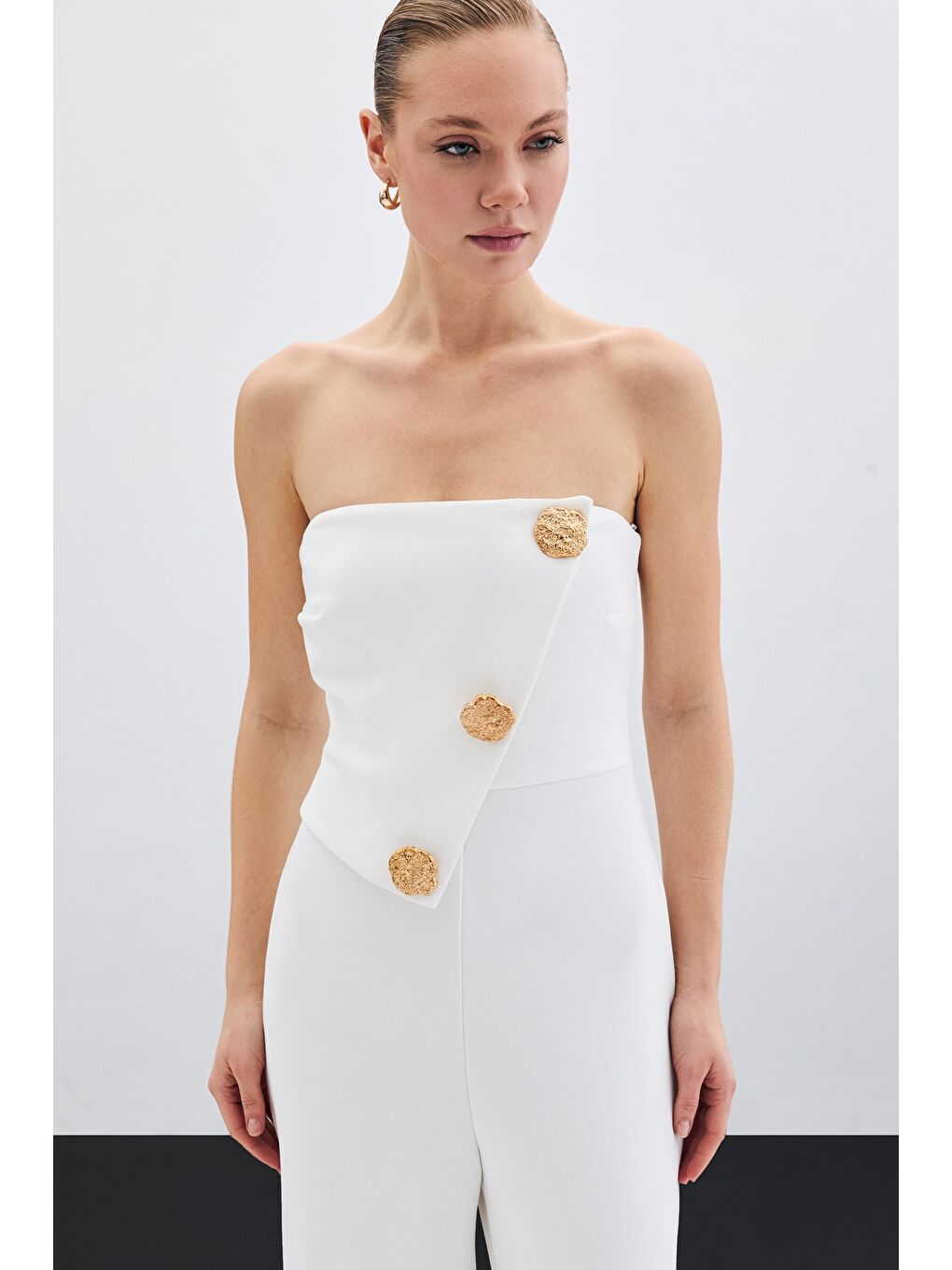 Aksesuarlı Straplez Tulum - Ekru-5