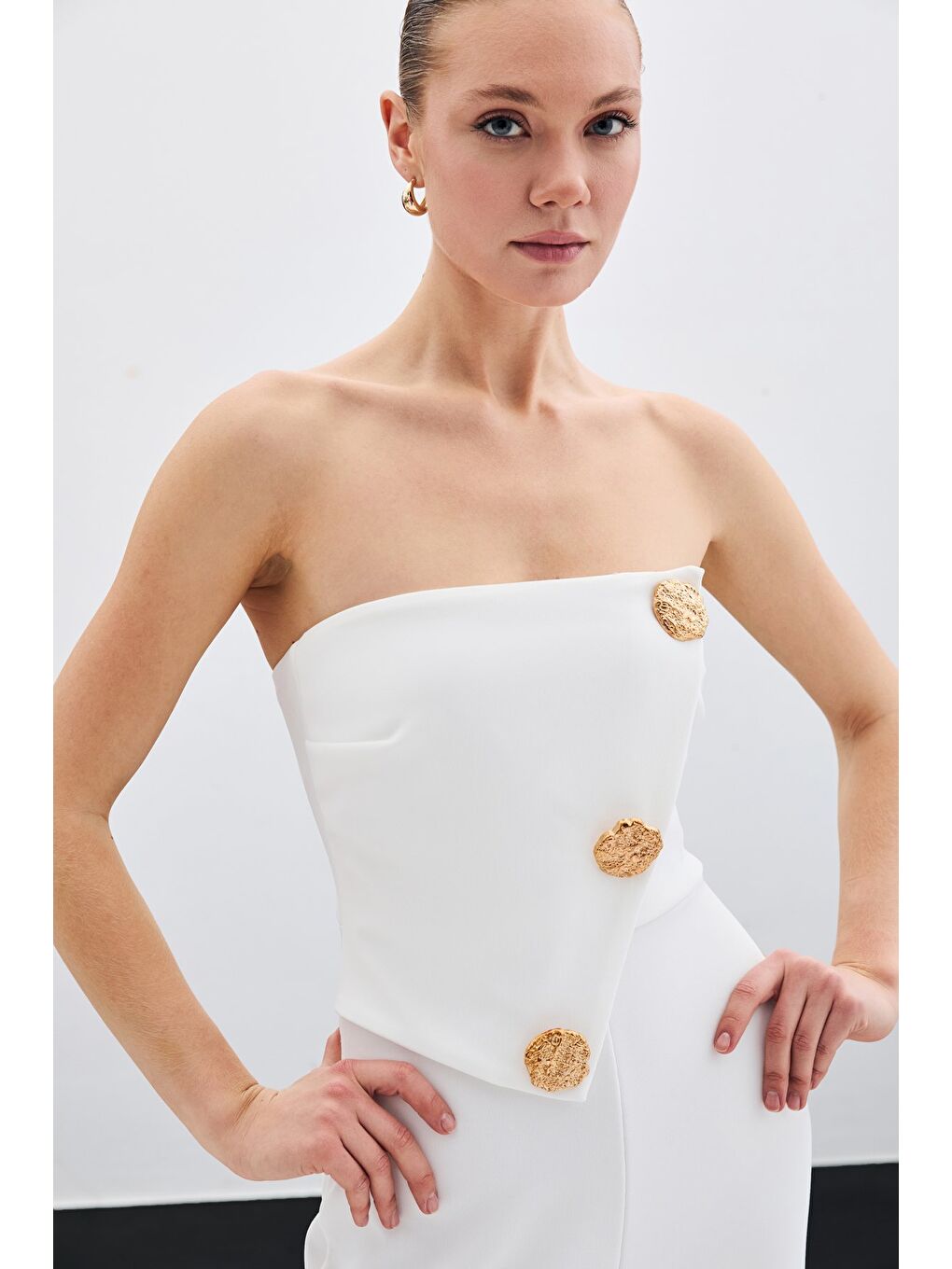 Aksesuarlı Straplez Tulum - Ekru-6