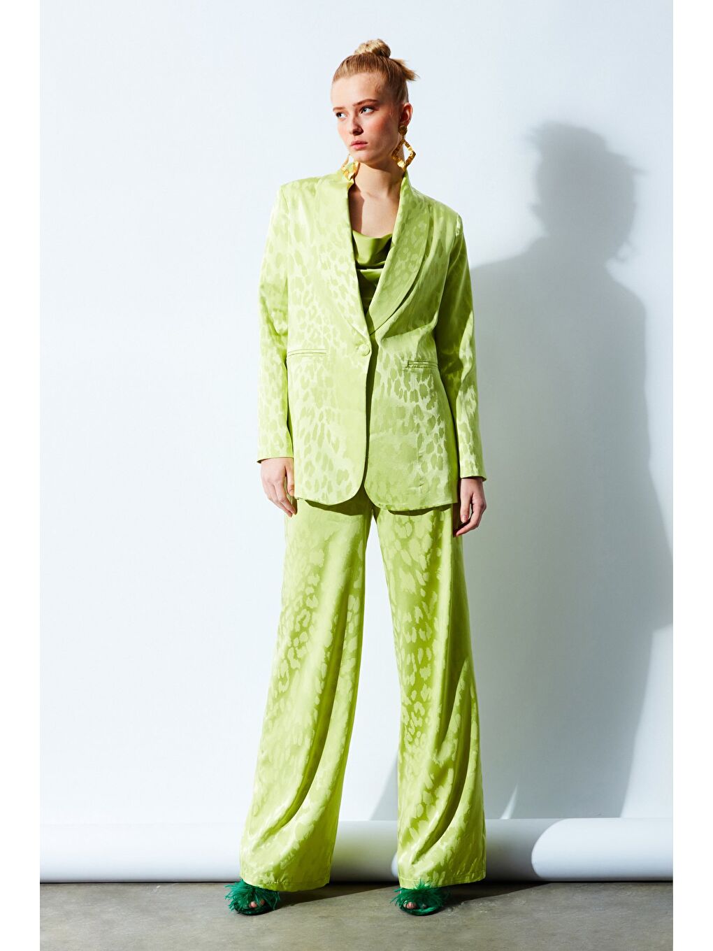 Desenli Saten Pantolon - Yağ Yeşili-1