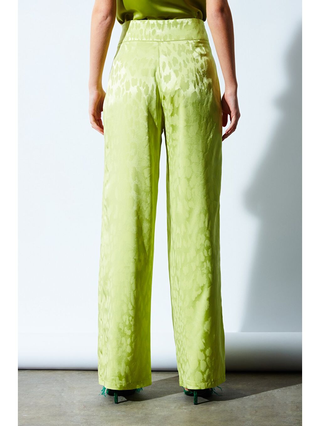Desenli Saten Pantolon - Yağ Yeşili-8