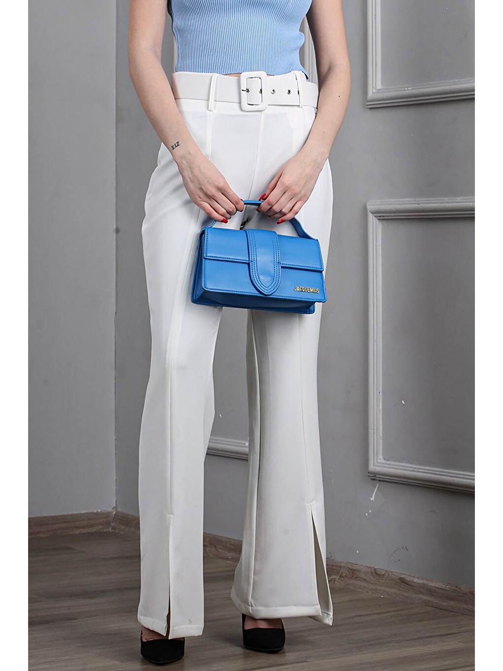 Beyaz Önleri Yırtmaçlı Yüksek Bel Kadın İspanyol Paça Pantolon MG1668-2