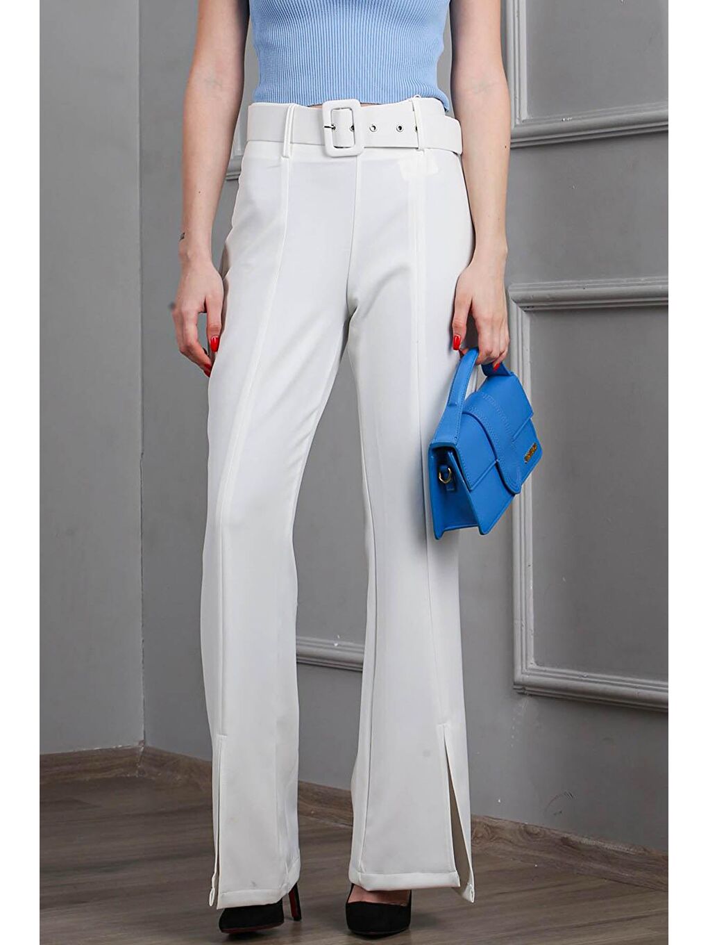 Beyaz Önleri Yırtmaçlı Yüksek Bel Kadın İspanyol Paça Pantolon MG1668-3