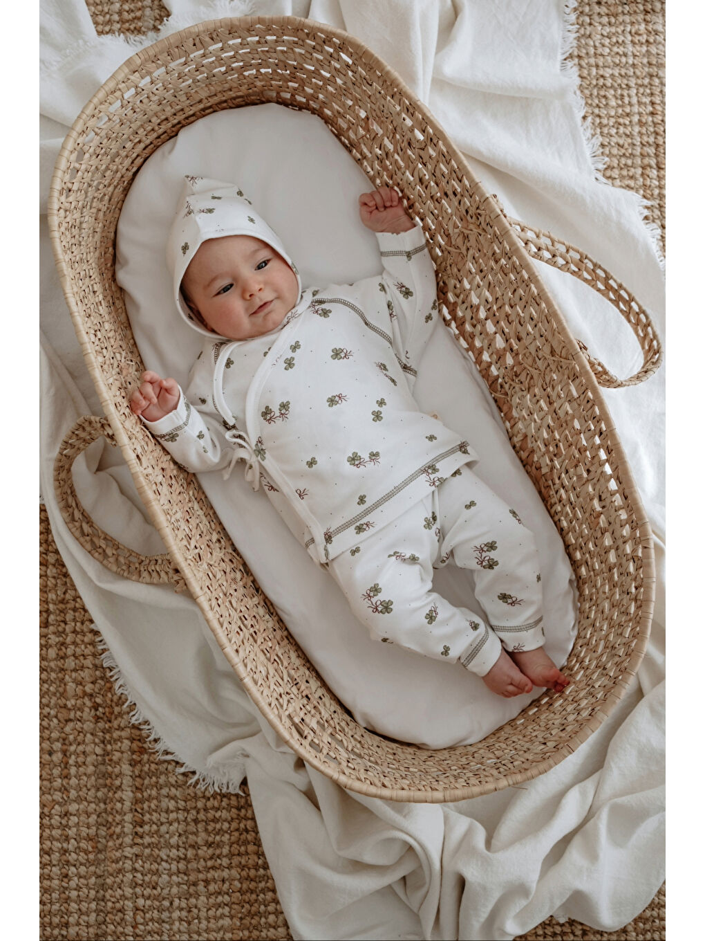 Ekru Yonca Baskılı Pure Hug Serisi Kruvaze 3'lü Takım-3