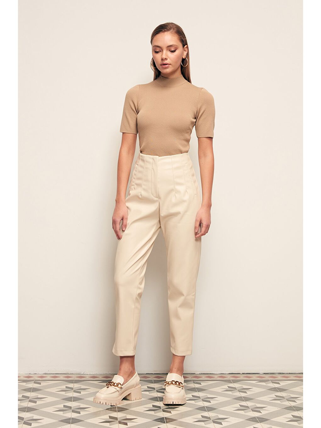 Bej Pileli Deri Pantolon - Taş-4