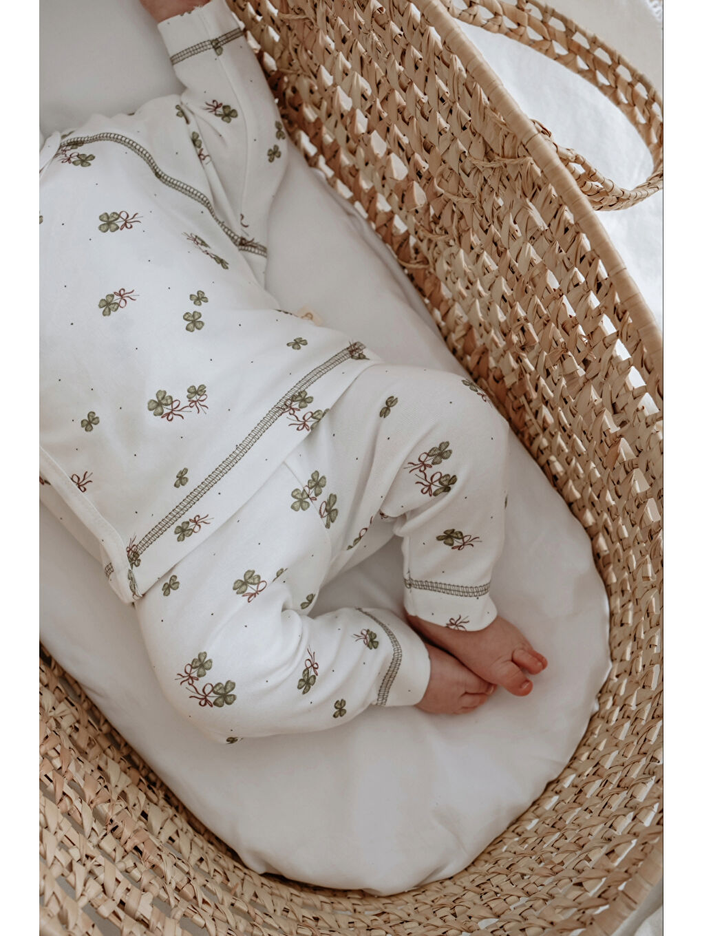 Ekru Yonca Baskılı Pure Hug Serisi Kruvaze 3'lü Takım-5