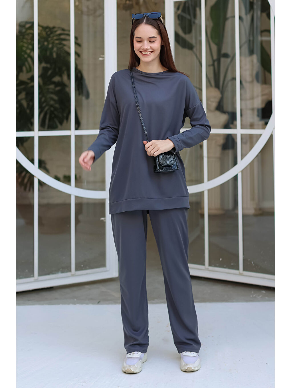 Bisiklet Yaka Kadın Antrasit Eşofman Takımı - 13010