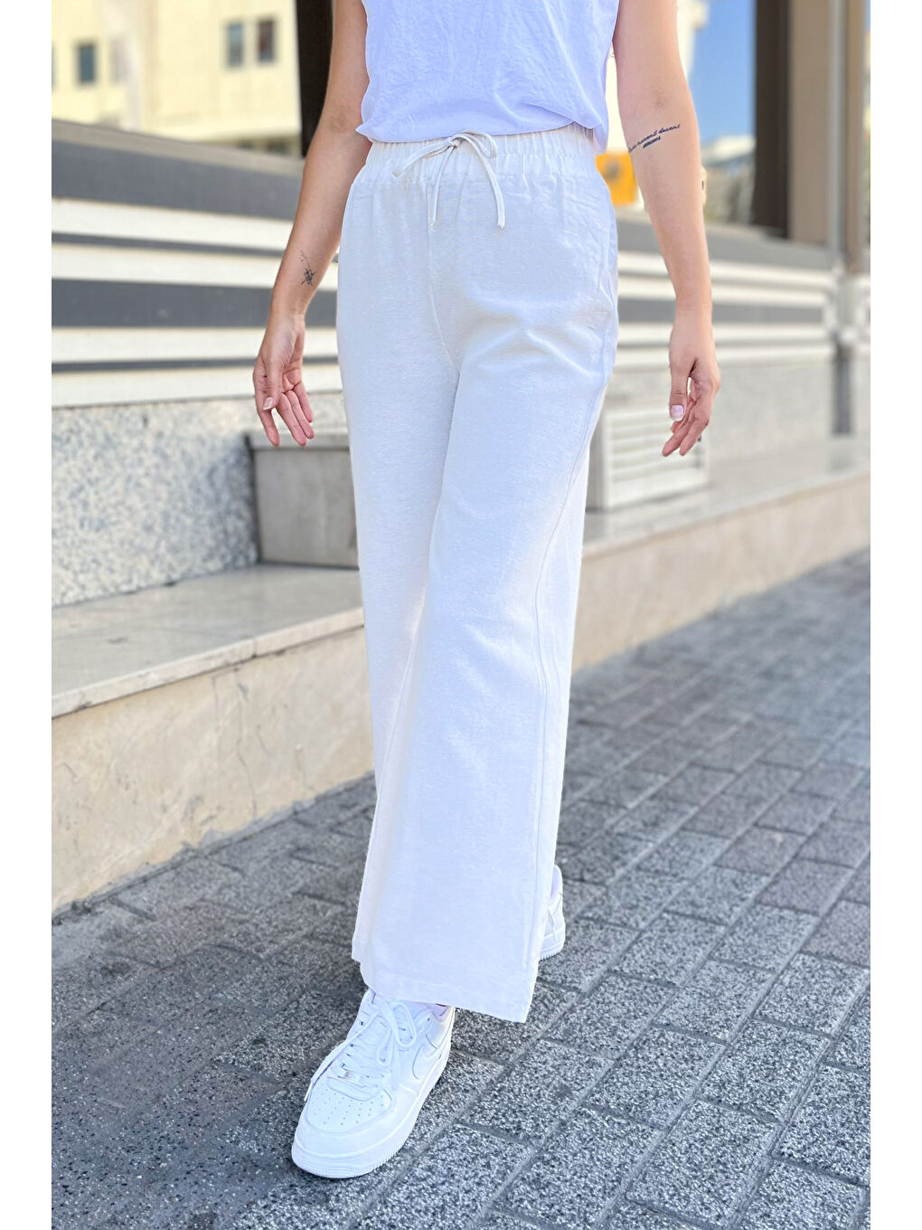 Orta Kadın Ekru Pantolon - 11687-2