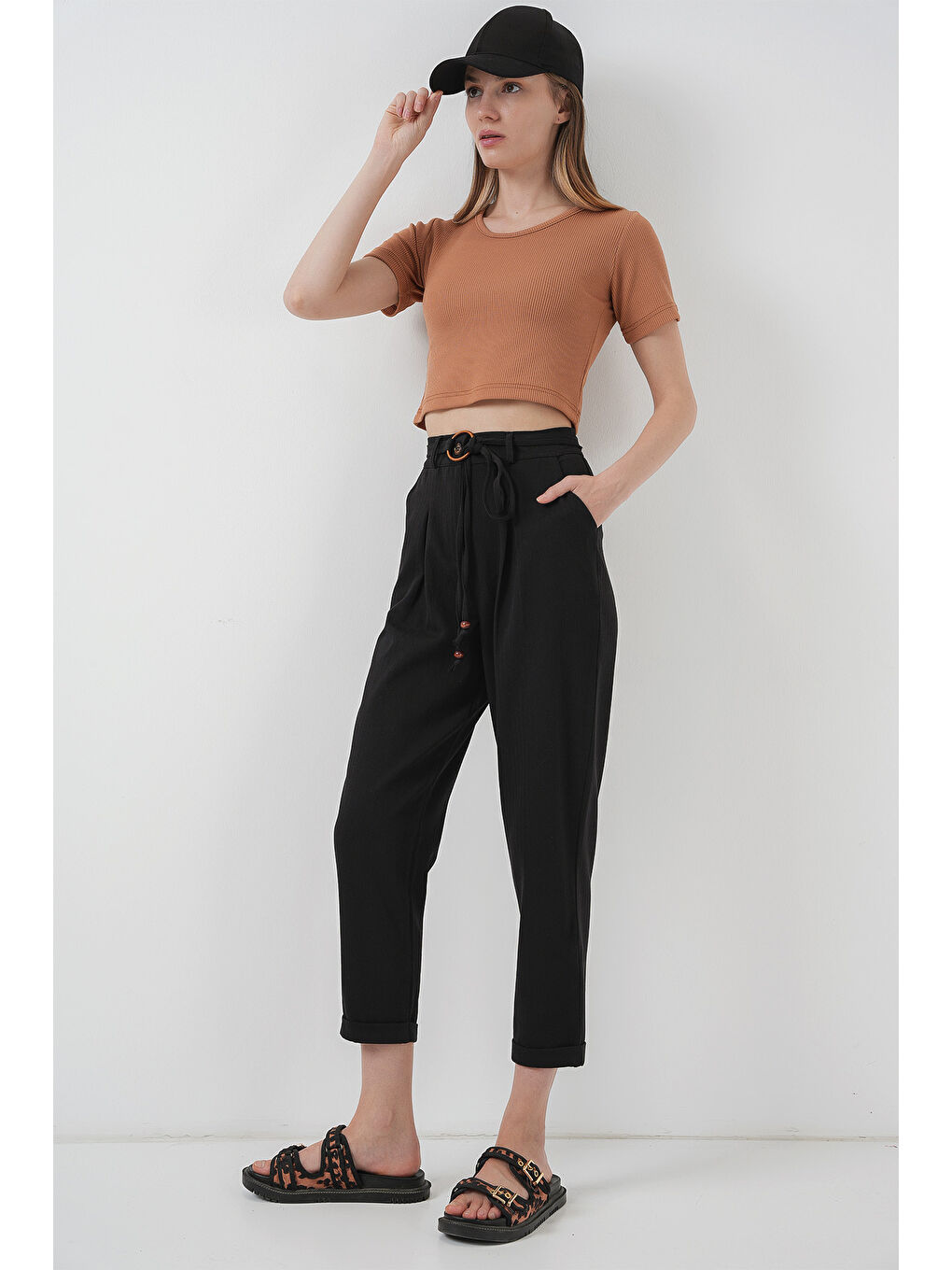 6660 Kemerli Keten Pantolon - Siyah-2