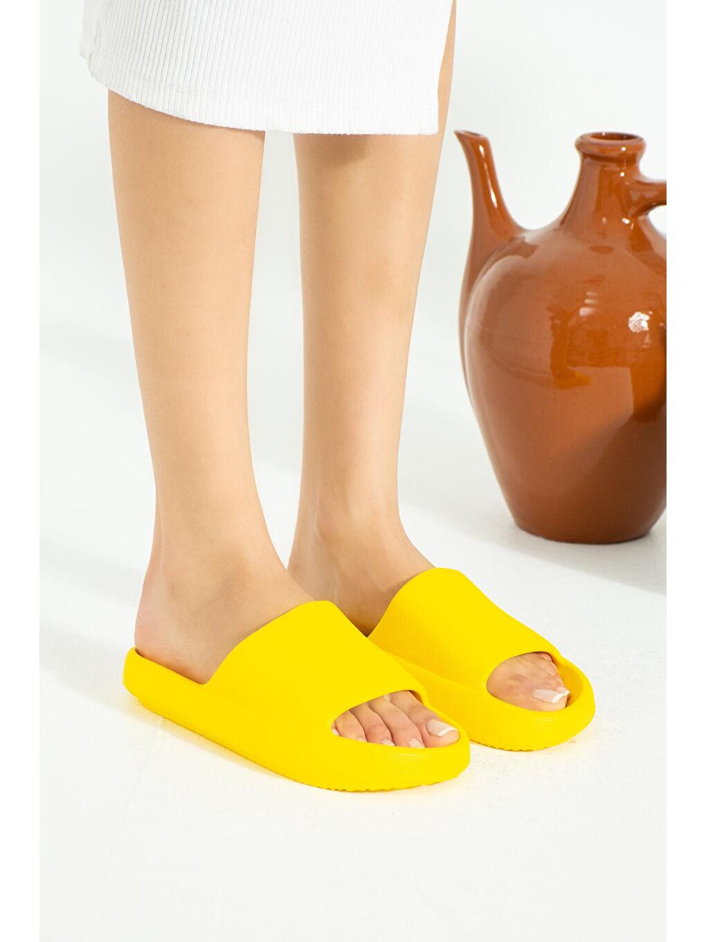 Sarı Tek Bant Eva Comfort Taban Kadın Plaj Terliği 47-402-22-2