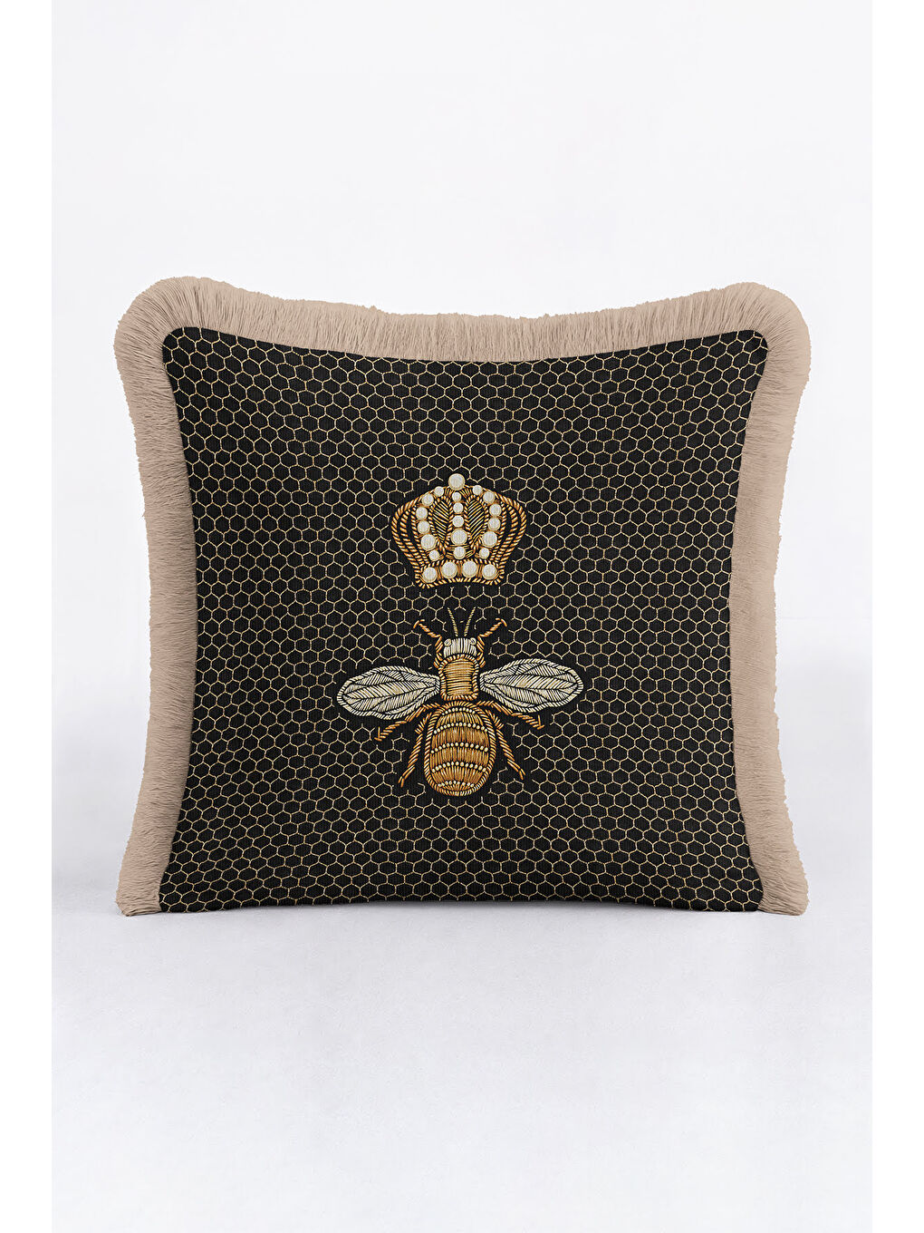 Karışık Kraliyet Arı Motifli Saçaklı Yastık Kılıfı - Lüks Bohem Siyah Altın Renkli Püsküllü Kırlent Kılıfı-1