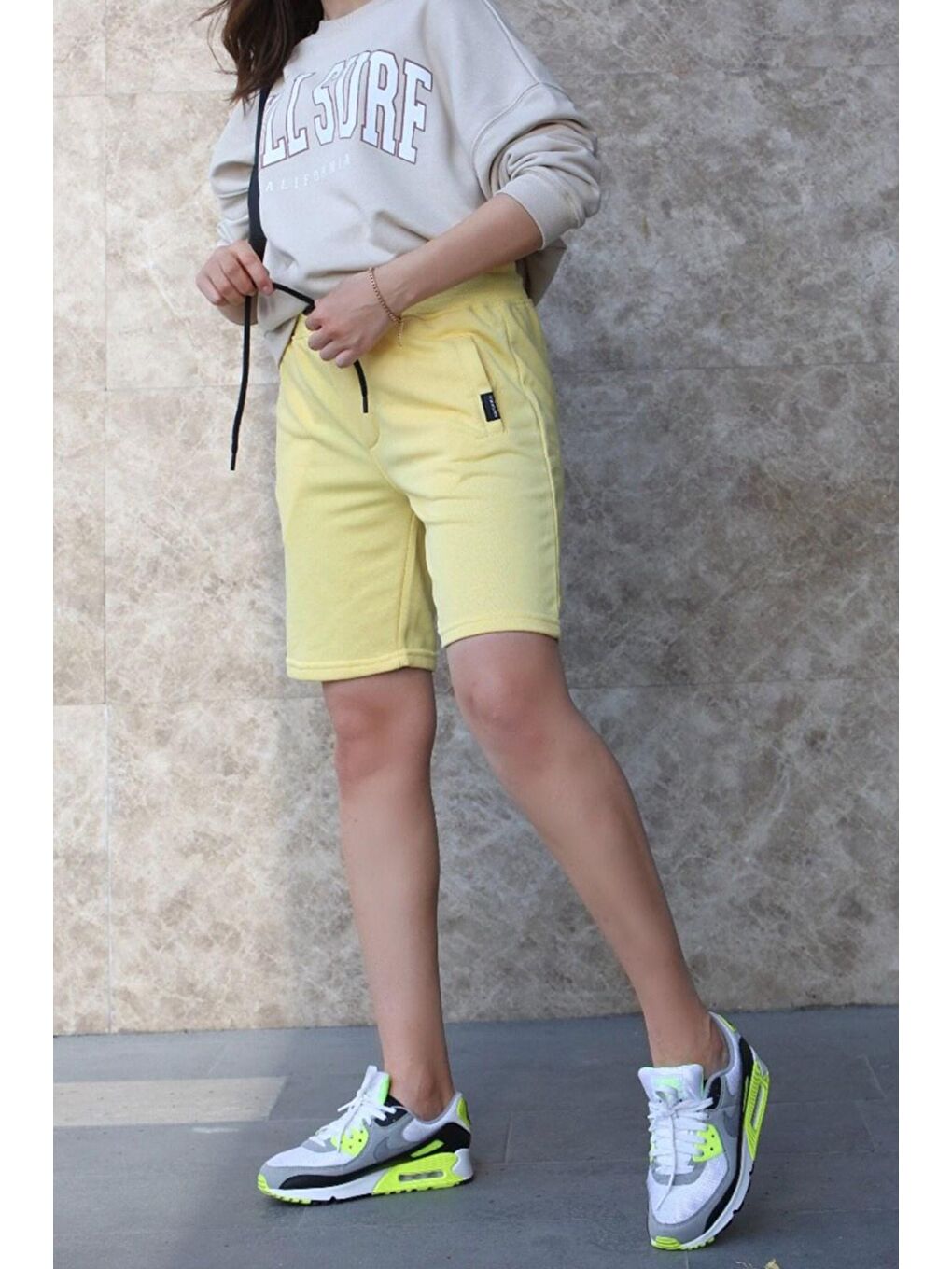 Sarı Kapri Şort Mg1171-1