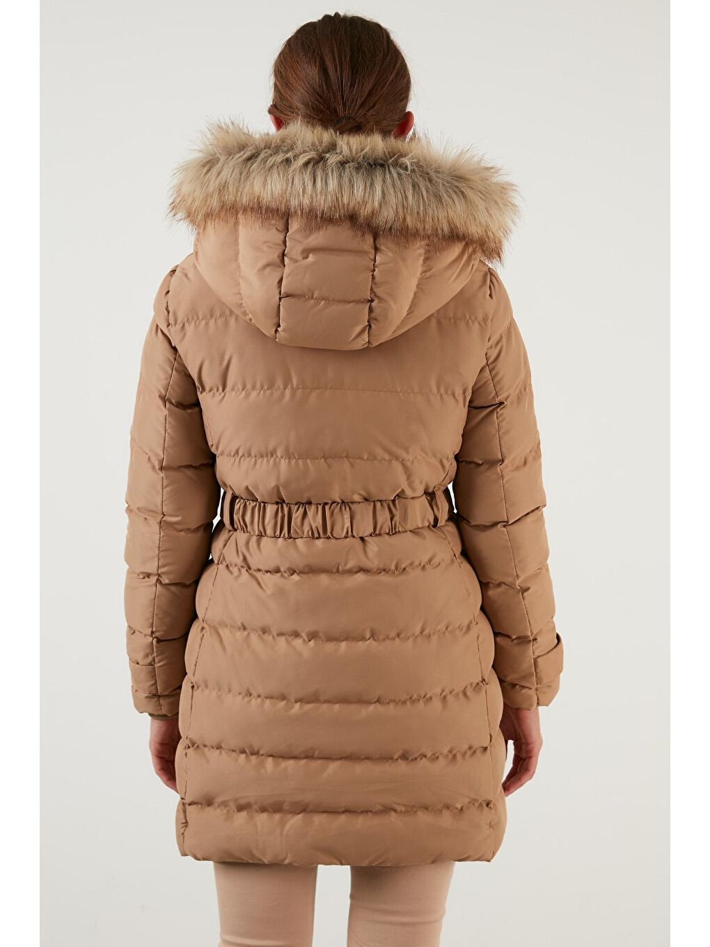 Kahverengi Yakası Tüylü Kapüşonlu Kemerli Şişme Kaban 497SEMIRAMIS-6