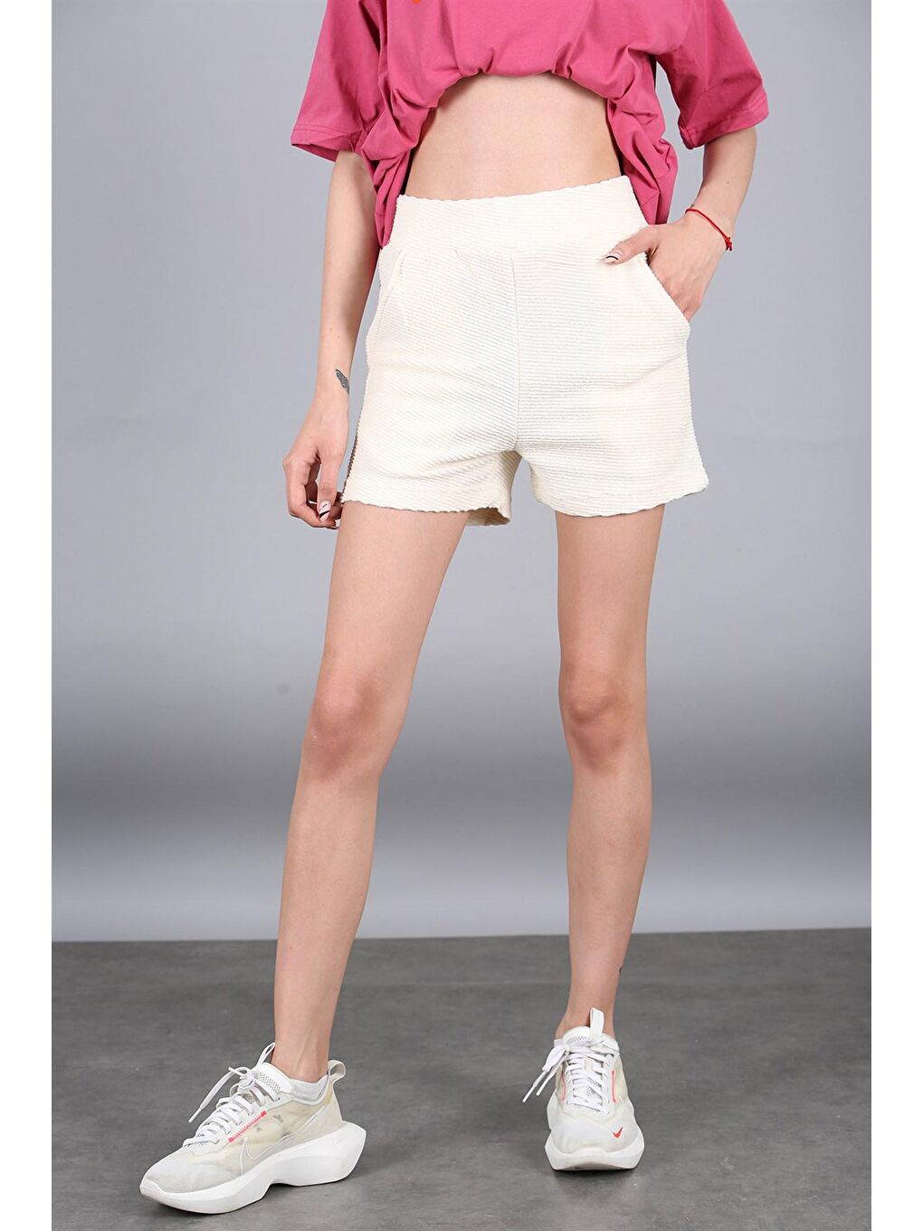 Ekru Krem Rengi Kaşkorse Kumaş Kadın Şort Mg572-4