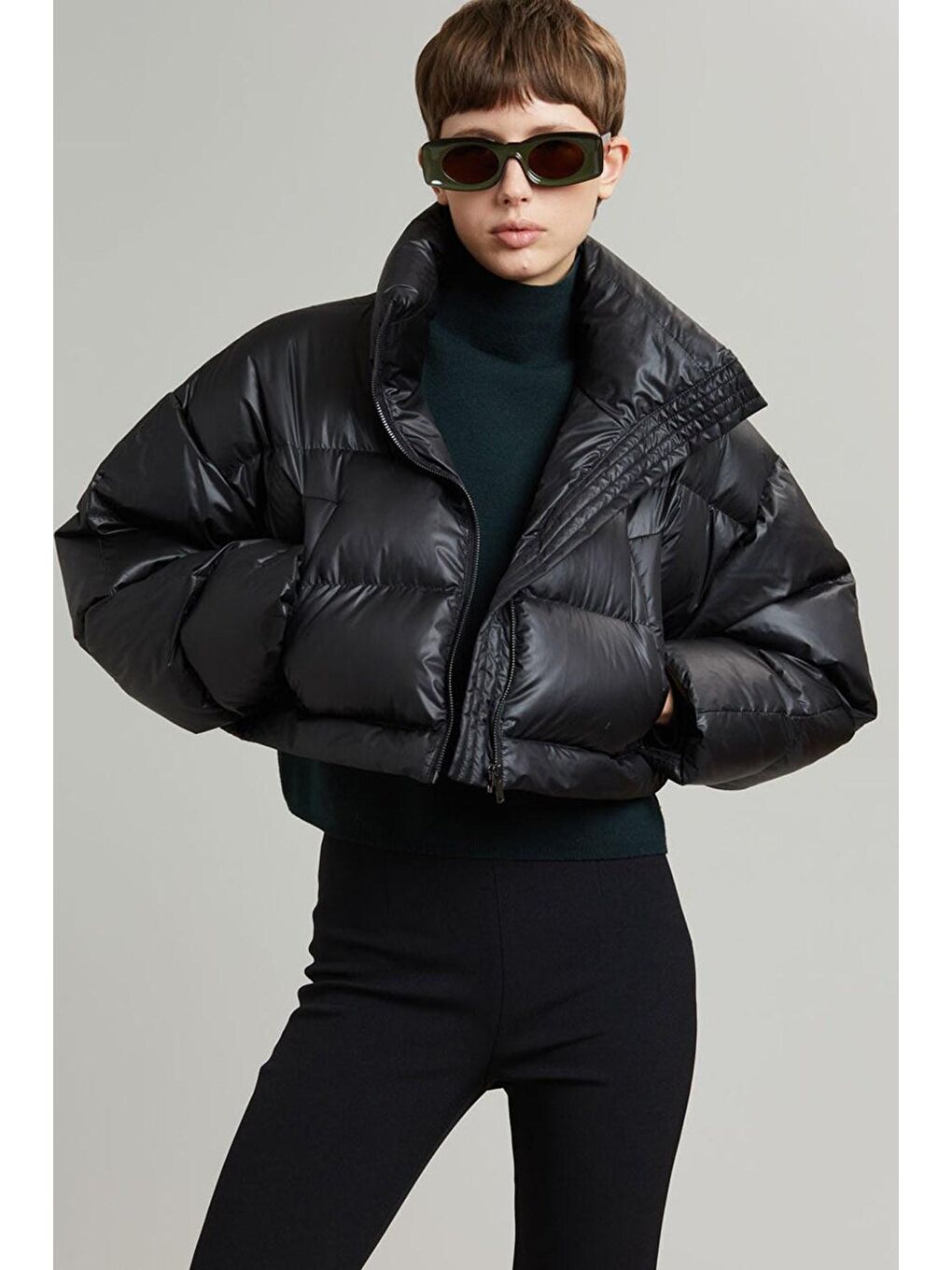 Siyah Fermuar Detaylı Kısaltılabilir Şişme Mont Mg1398-2