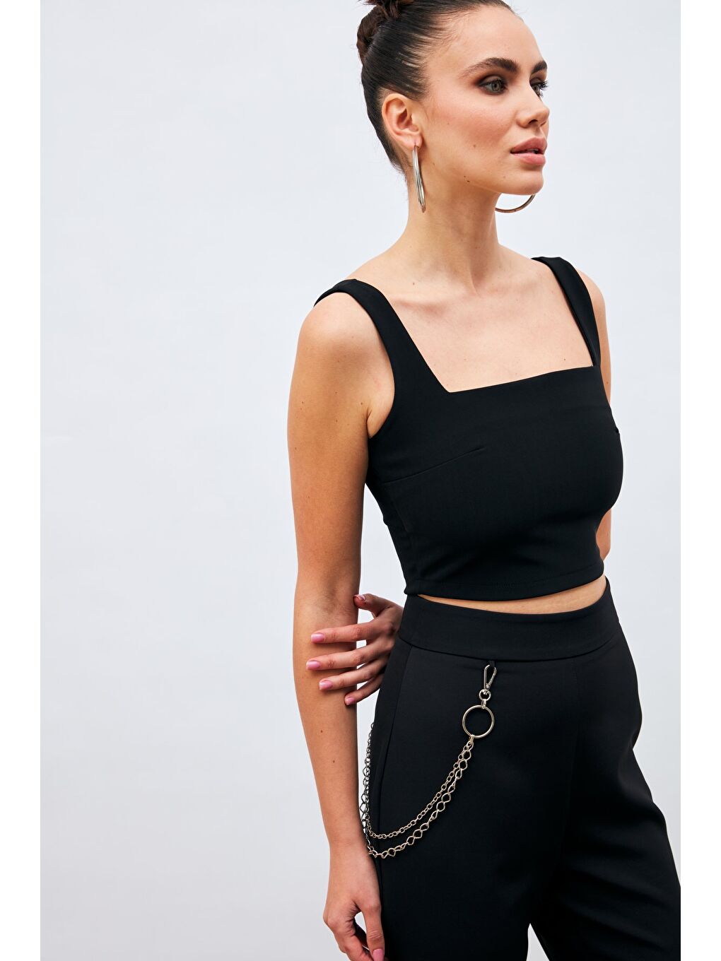 Zincir Detaylı Pantolon - Siyah-4