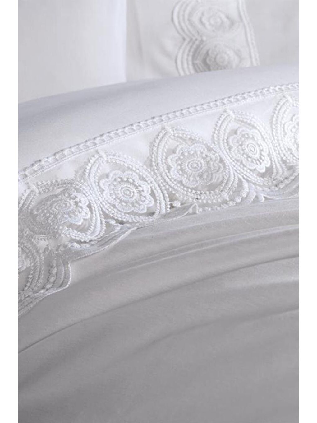 Karışık Fransız Dantelli Ceylin Çeyizlik Nevresim Takımı Krem-1