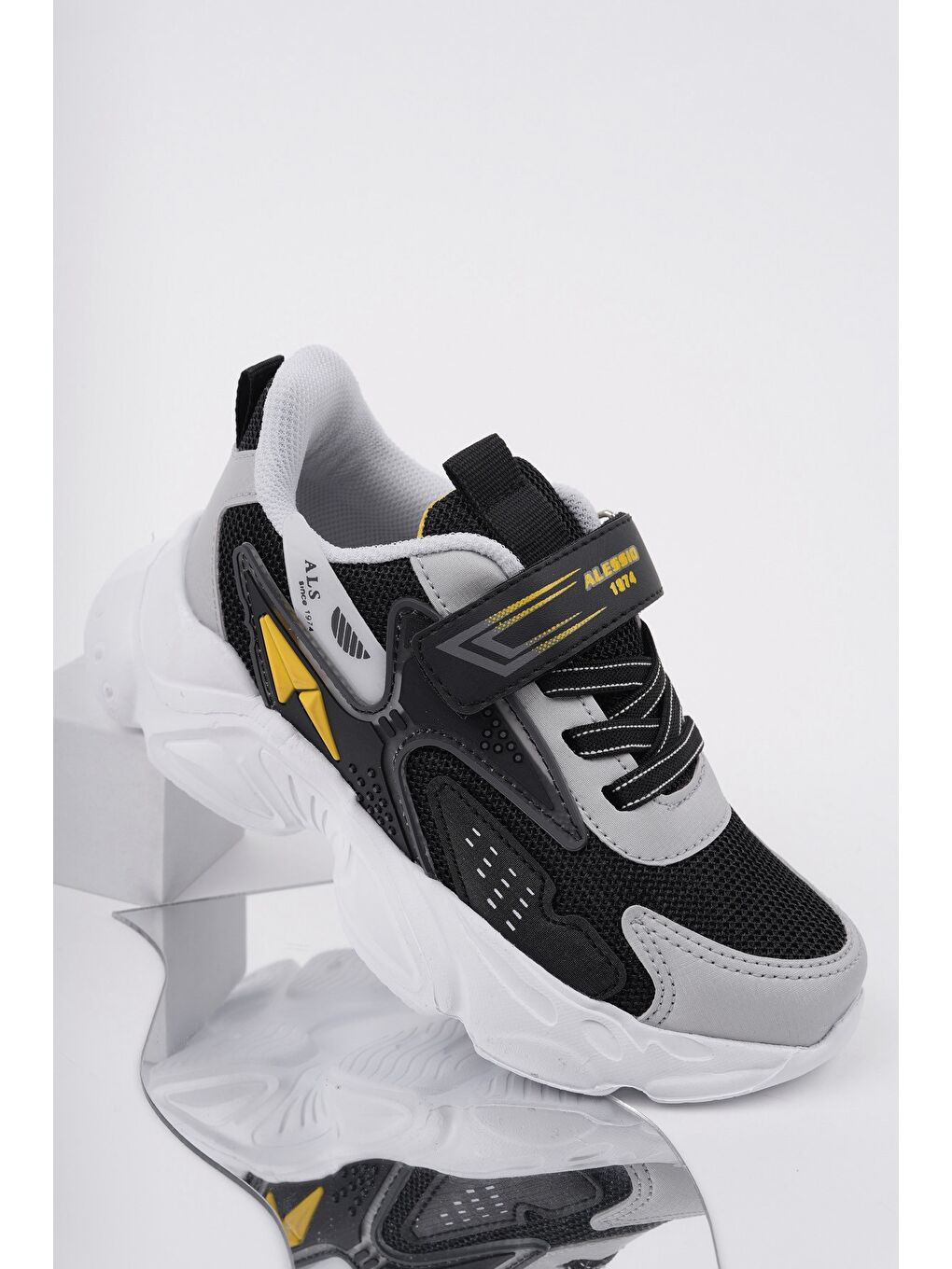 Muggo Siyah PANTER Kalın Taban Cırtlı ve Bağcıklı Unisex Çocuk Sneaker Spor Ayakkabı - 1