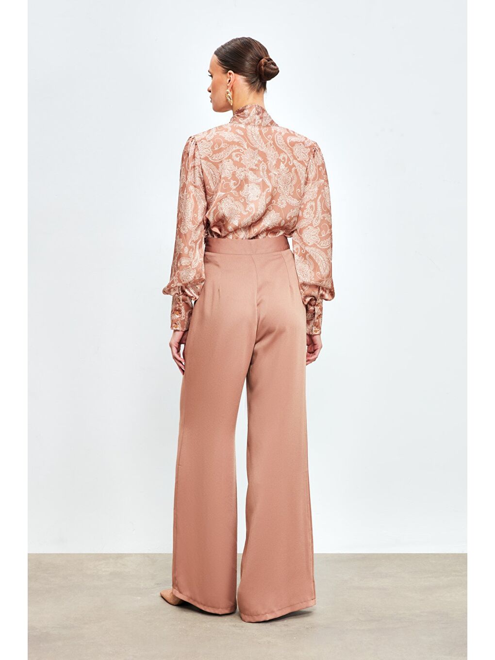 Bej Salaş Krep Pantolon - Vizon-4