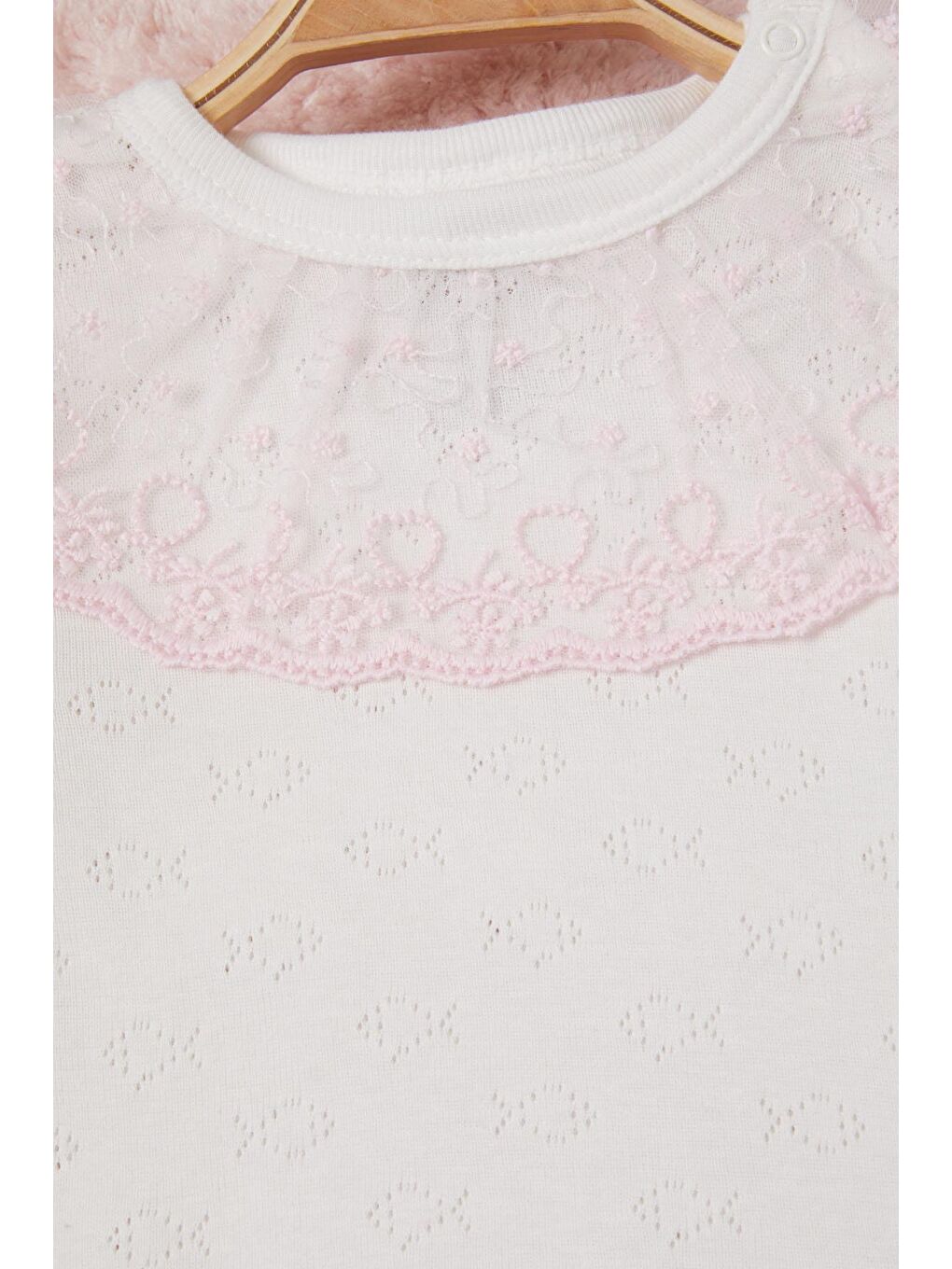 Ekru Kız Bebek Dantel Yakalı Uzun Kol Çıtçıtlı Badi 16841-1