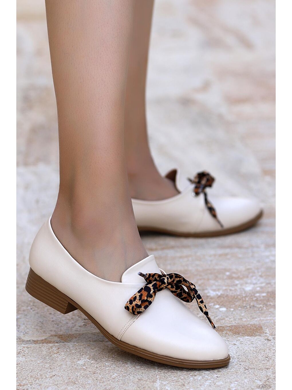 Bej Cilt Günlük Anatomik Kadın Günlük Babet Ayakkabı 8328-102