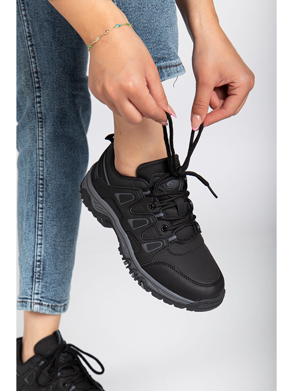 Siyah D0538 Kısa Su Geçirmez Unisex Outdoor Trekking Ayakkabı-2