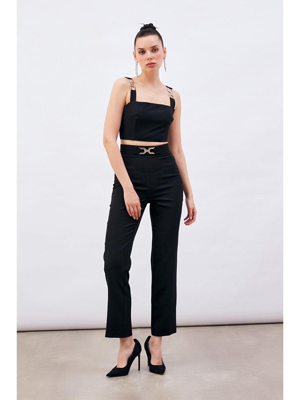 Aksesuar Detaylı Pantolon - Siyah-1