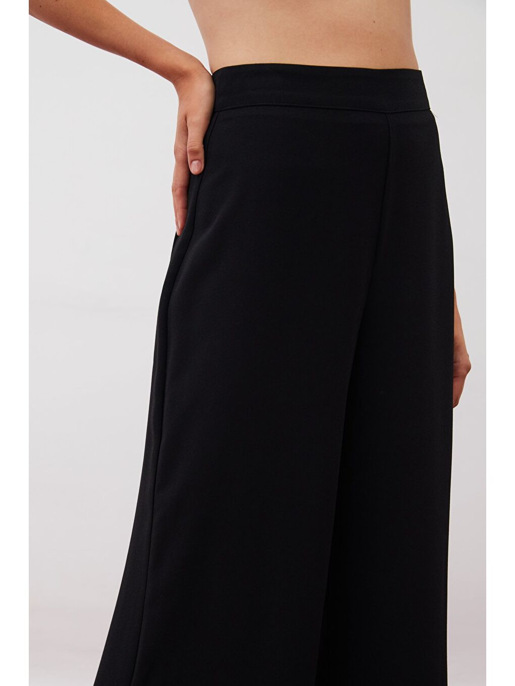 Salaş Krep Pantolon - Siyah-5
