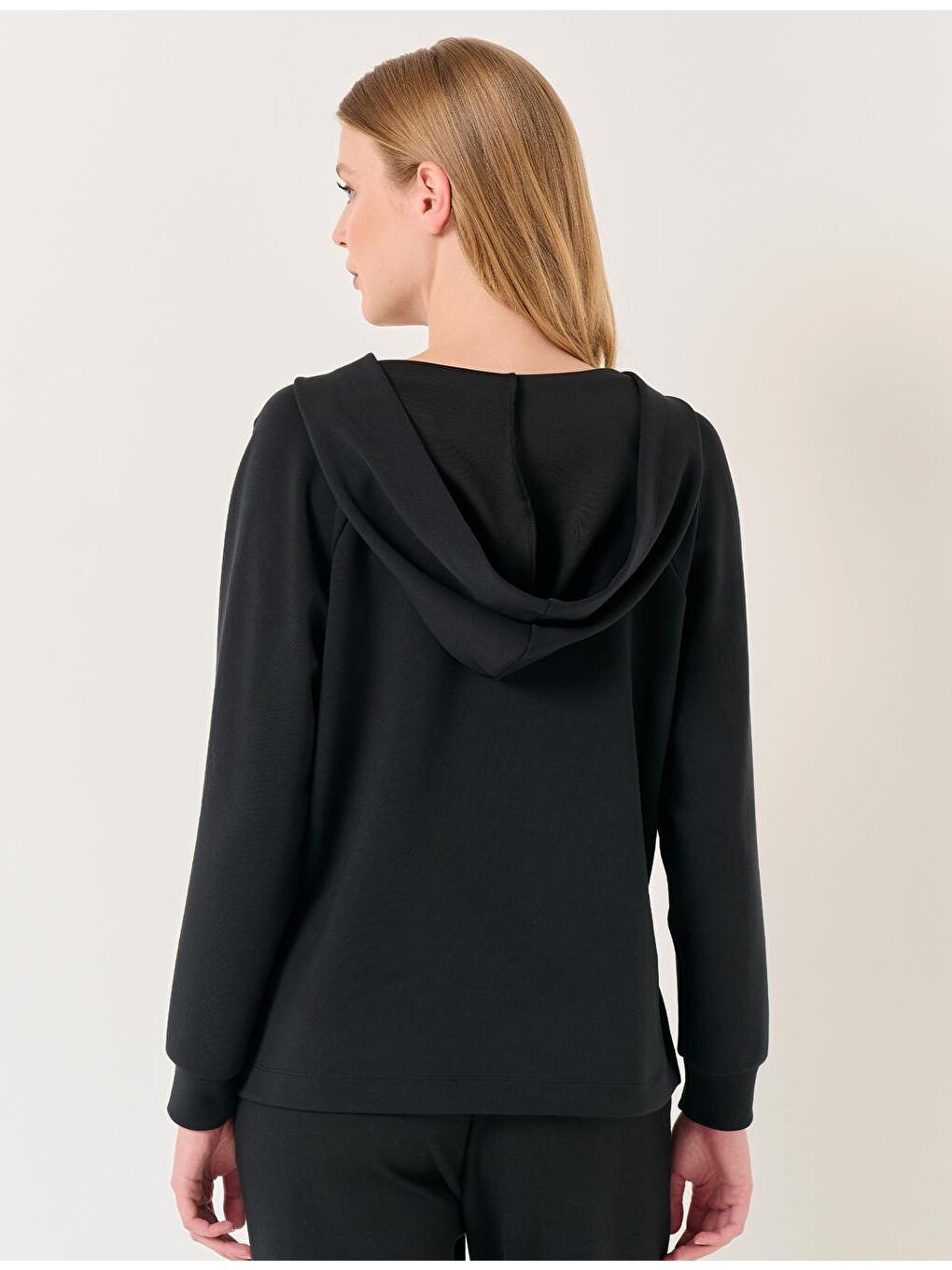 Siyah Uzun Kollu Kapüşonlu Rahat Sweatshirt-4