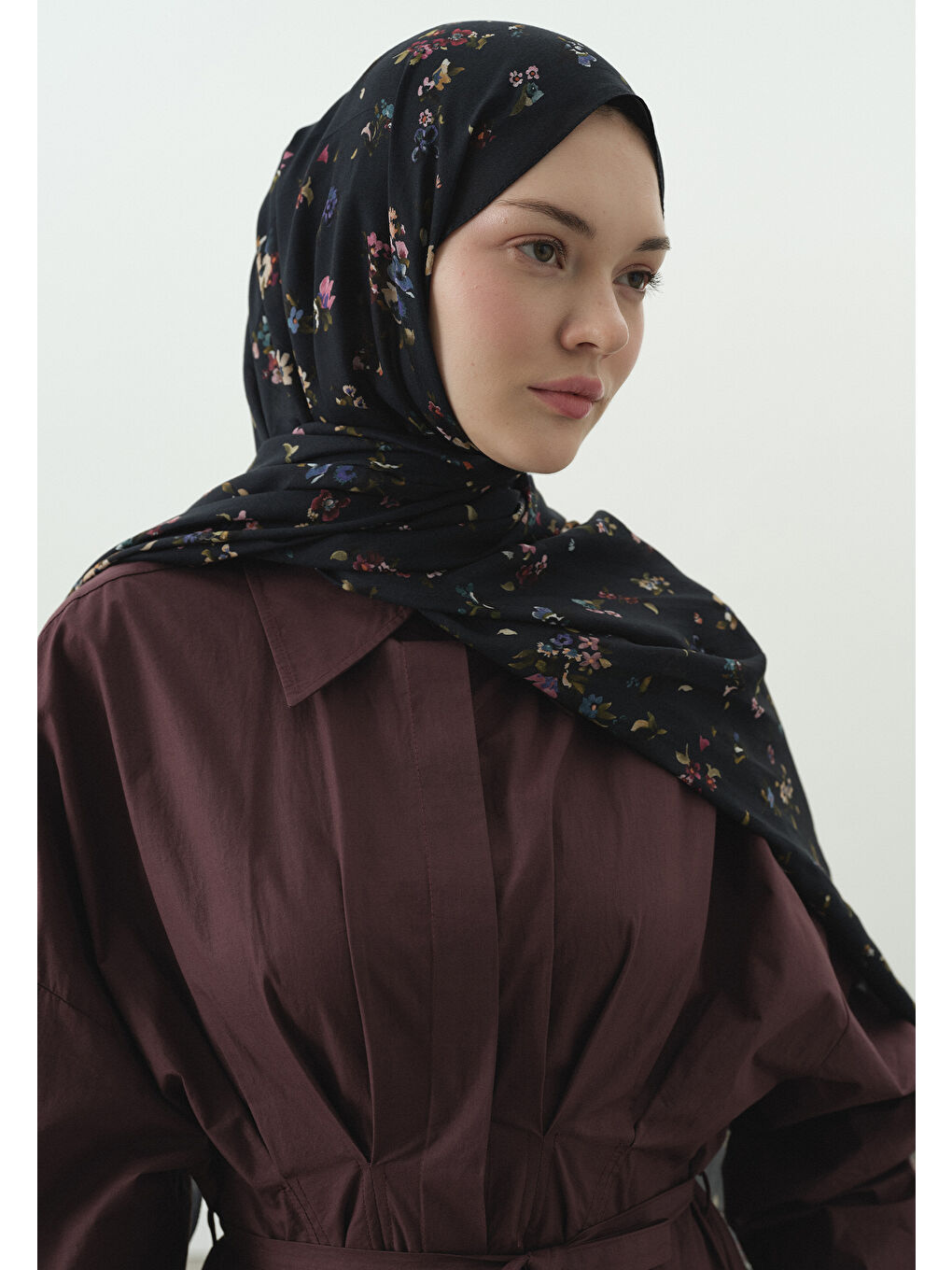 Lacivert Tıny Blooms Desenli Pamuk Viskon Şal-3