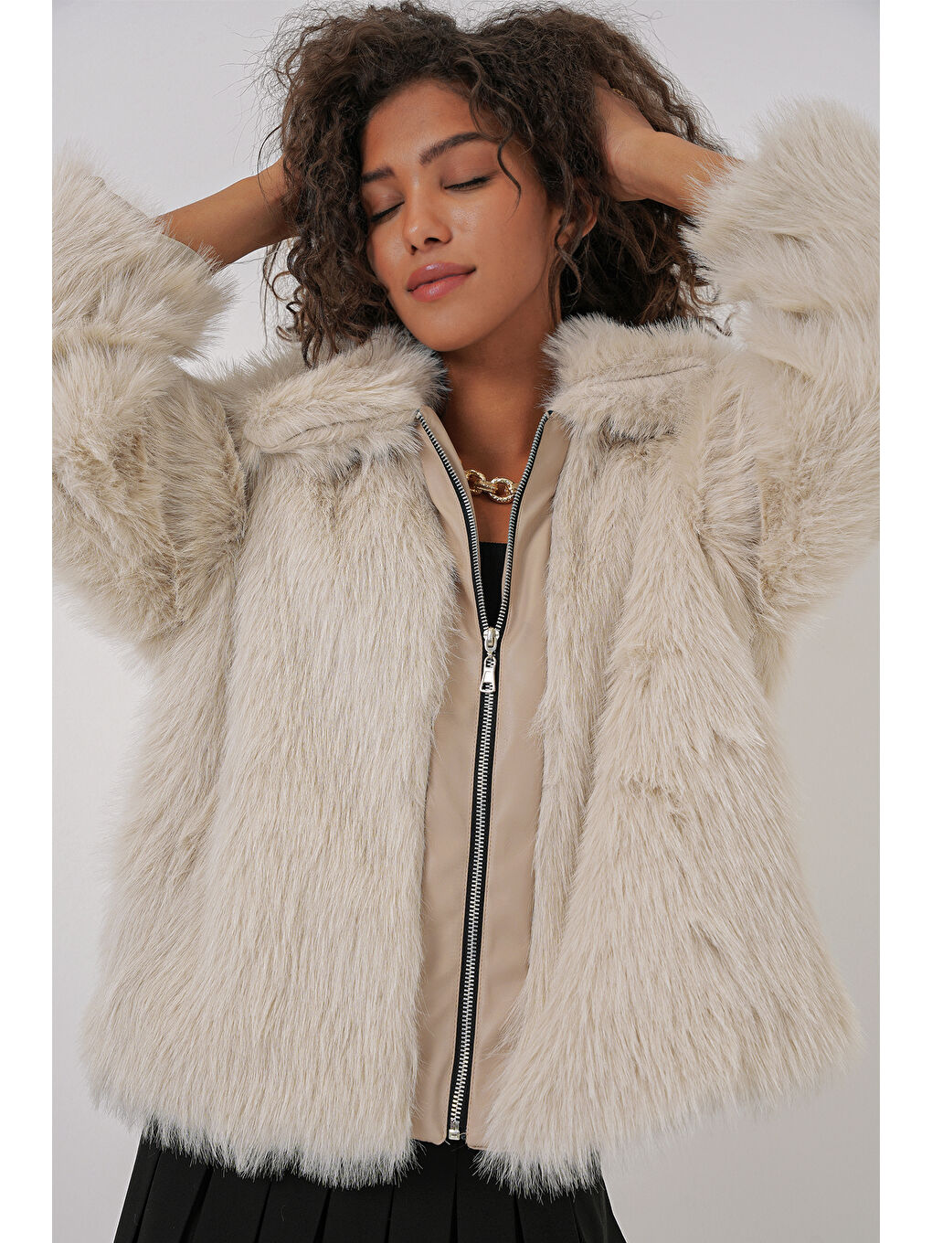 5204 Pelüş Kürk Mont   Ekru-2