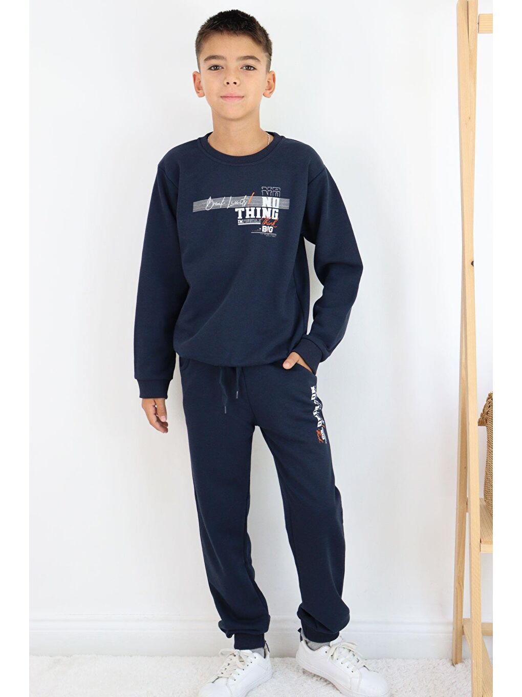 Erkek Çocuk Eşofman Takım Yazı Baskılı Bağcık Aksesuarlı Lacivert (9 Yaş)-1