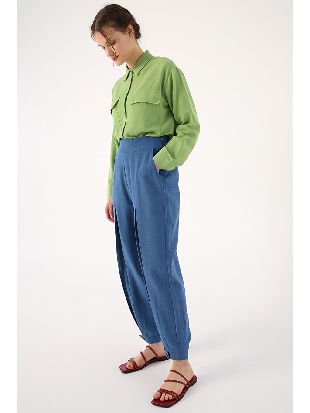 İndigo-Pileli Paçası Düğme Detaylı Pantolon-1