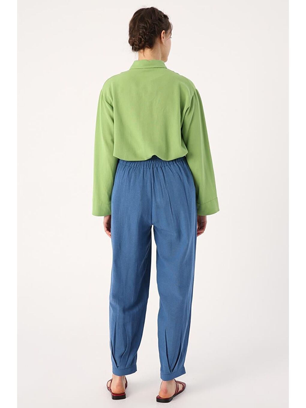 İndigo-Pileli Paçası Düğme Detaylı Pantolon-3