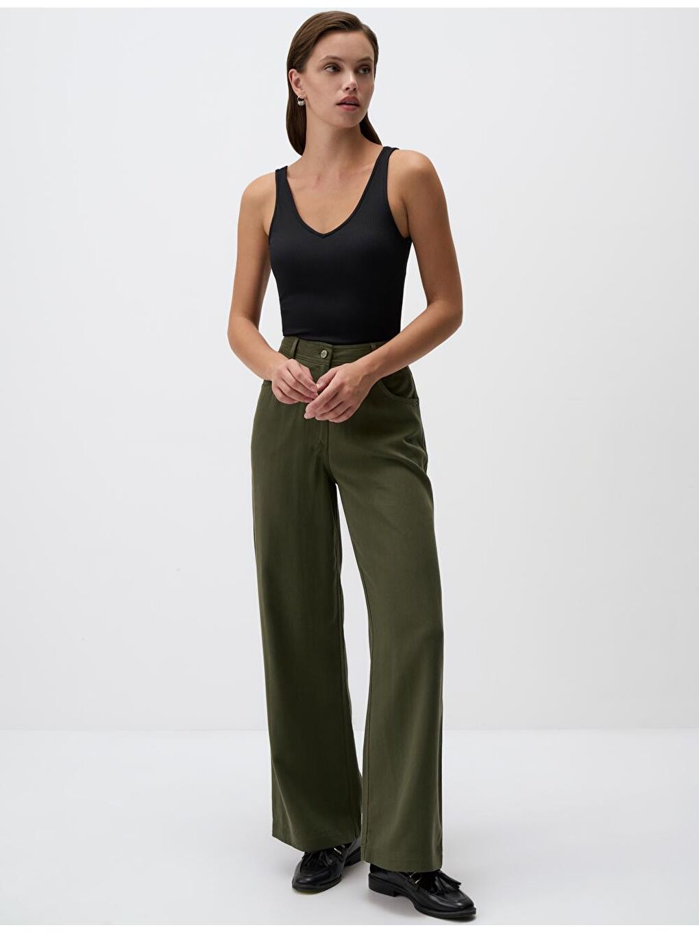 Siyah V Yaka Kolsuz Basic Örme Atlet-1