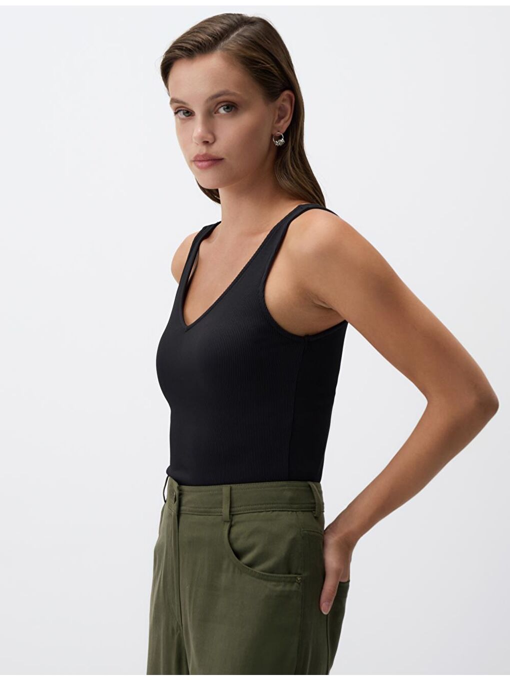 Siyah V Yaka Kolsuz Basic Örme Atlet-2