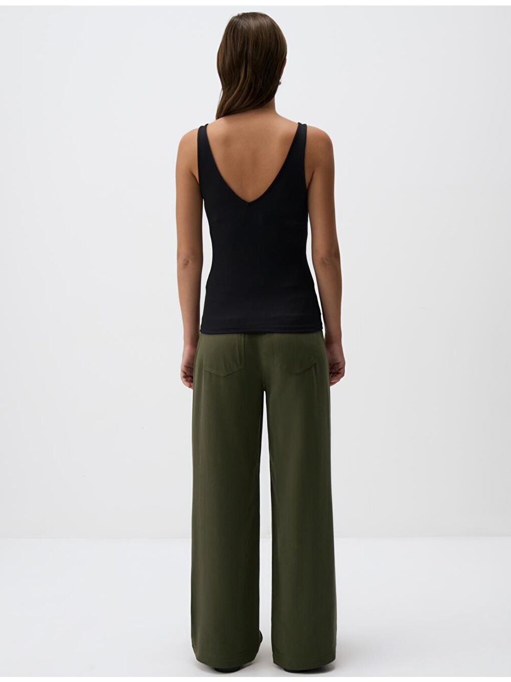 Siyah V Yaka Kolsuz Basic Örme Atlet-5