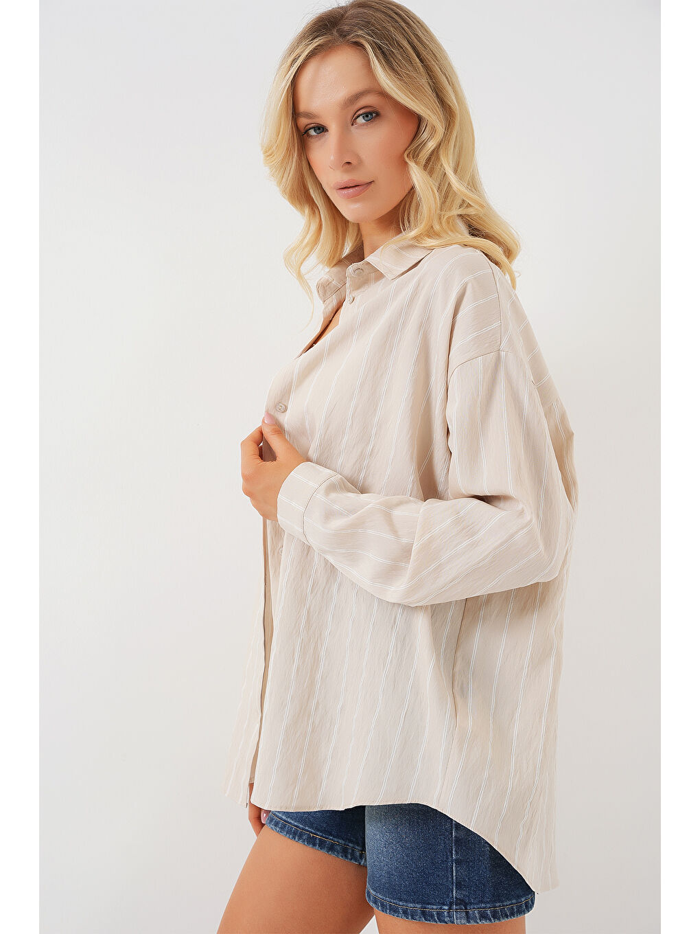 3900 Oversize Kareli Gömlek - Y.Bej-2