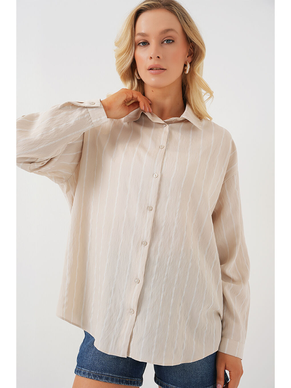 3900 Oversize Kareli Gömlek - Y.Bej-3