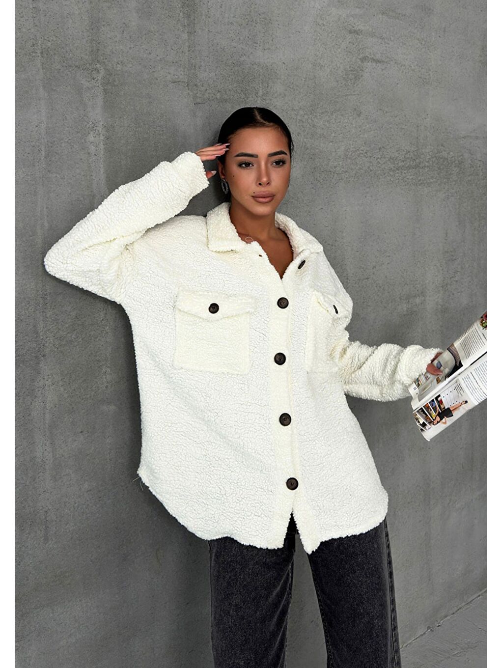 Ekru Kadın Krem Düğmeli Tedy Ceket-3