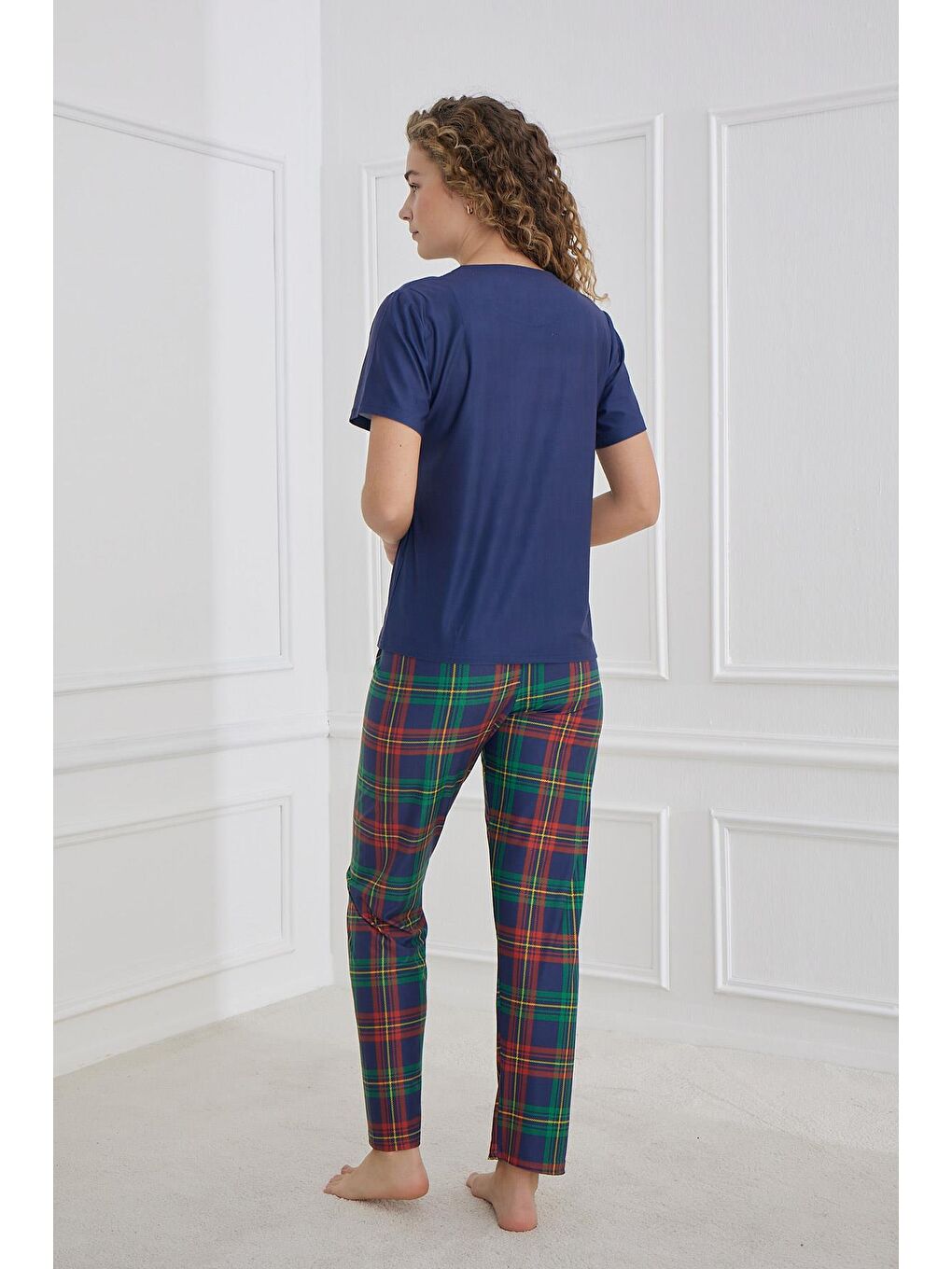 Kadın Ekose Desenli Bisiklet Yaka Pijama Takım | Lacivert 30102-1281-2