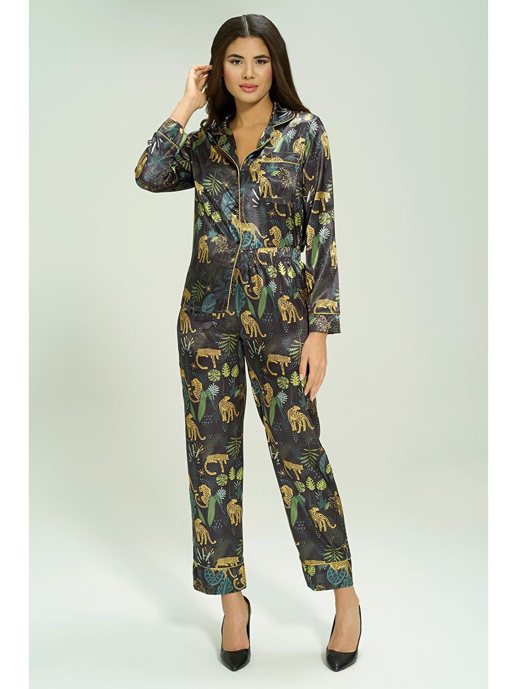 7'li Kaplan Desenli Yeşil Pijama Takımı-4