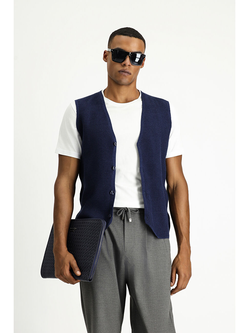 Lacivert V Yaka Desenli Pamuklu Triko Yelek-2